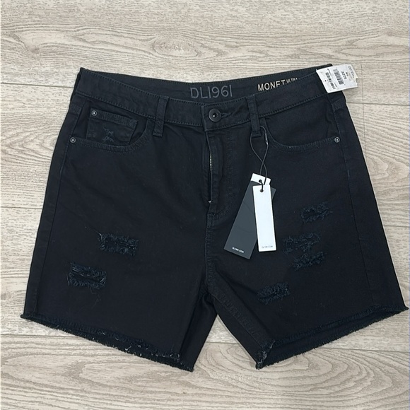 Monet black destroyed shorts - Picture 1 of 10